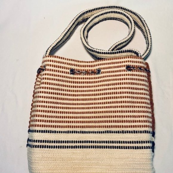 Bucket Bag - Picture 4 of 5